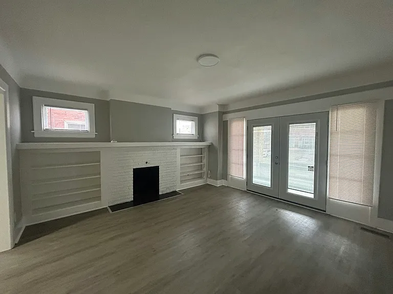 1933 Taylor St #1 — Photo 13
