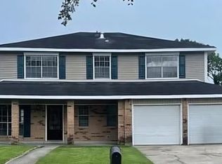 2036 Spanish Oaks Dr, Harvey, LA 70058