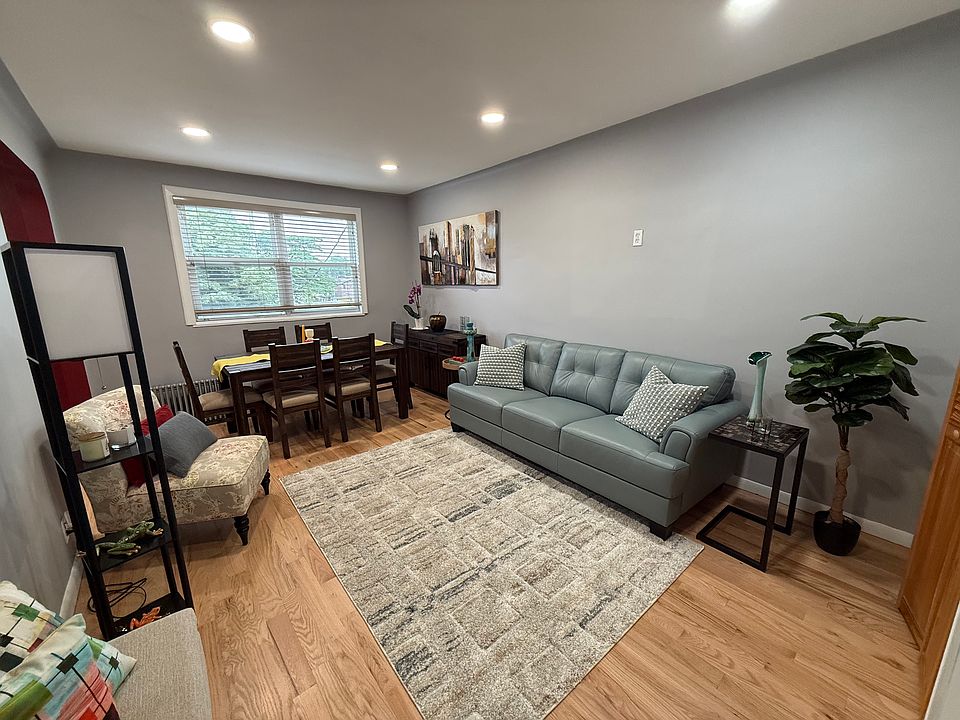 1st image of 21 Dongan Ave #2