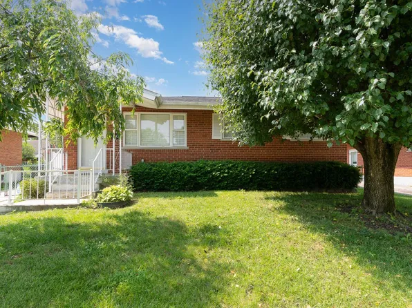 3677 Ripplegrove Dr, Cincinnati, OH 45251