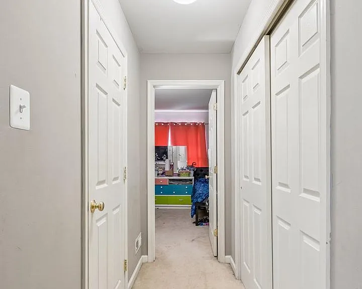 211 Tollgate Rd — Photo 27