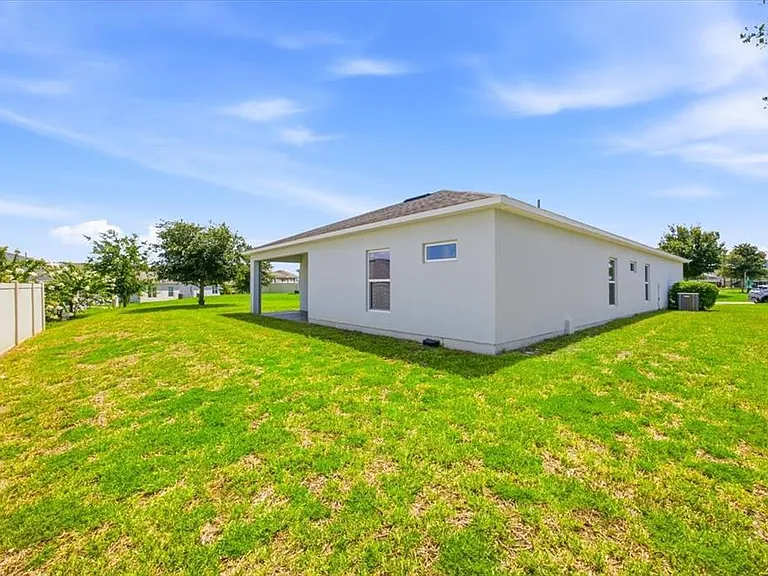 446 Hamlet Loop — Photo 24