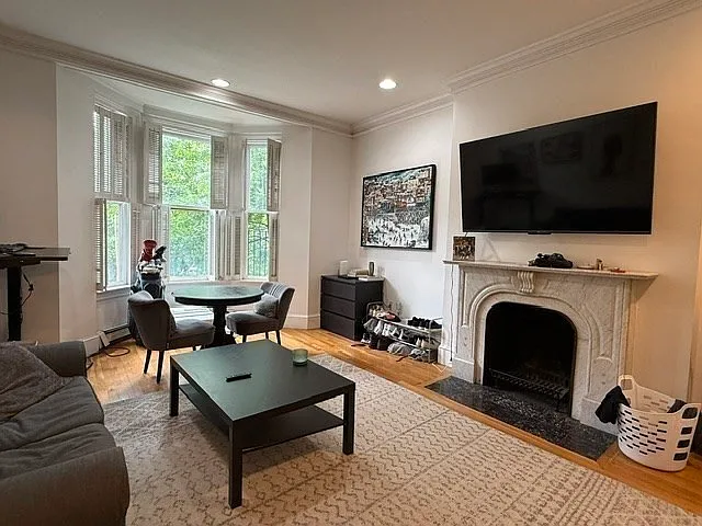 449 Beacon St #6 — Photo 1