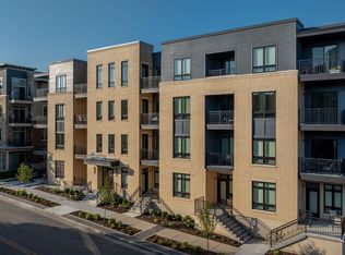 2725 Marshall Ct #301, Madison, WI 53705