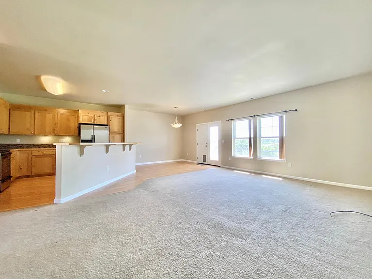 9002 Vialago Pkwy — Photo 4
