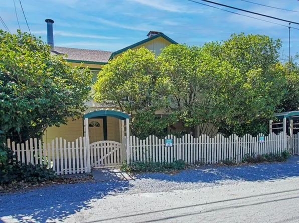 17688 Orchard Avenue, Guerneville, CA 95446