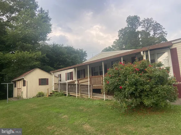 109 Rustique Dr, York, PA 17408