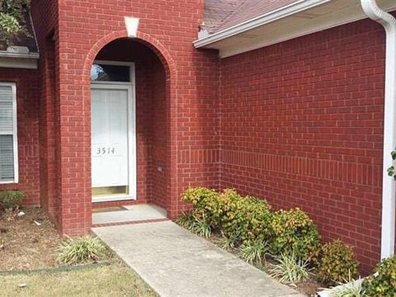 2nd image of 3514 Choctaw Dr SE