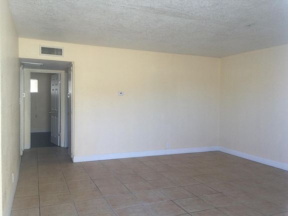 3rd image of 908 N Jones Blvd APT B