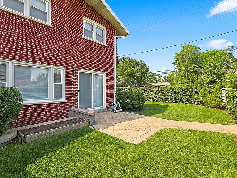 630 Hibbard Rd — Photo 24
