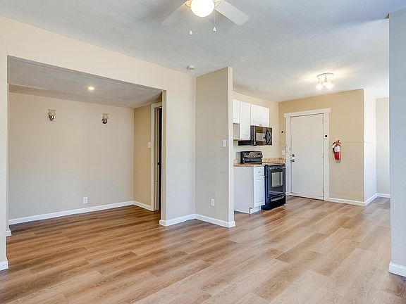 5th image of 1216 Park Place Ave APT 2