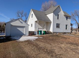 208 3rd Ave W, Thompson, IA 50478