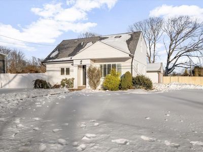 1347 Gardiner Drive, Bay Shore, NY, 11706