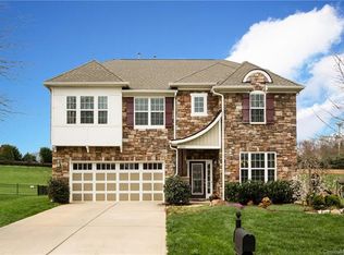 10024 Paxton Run Rd, Charlotte, NC 28277