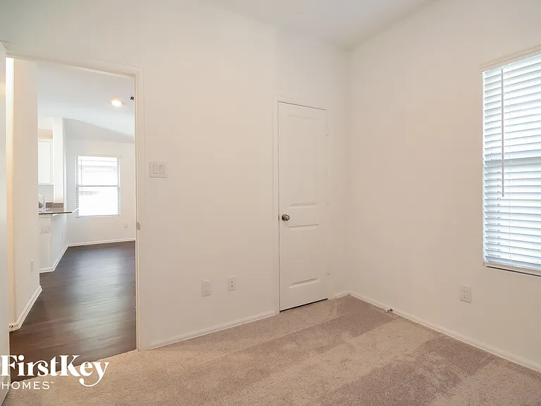 18438 Running Shadow Ct — Photo 12