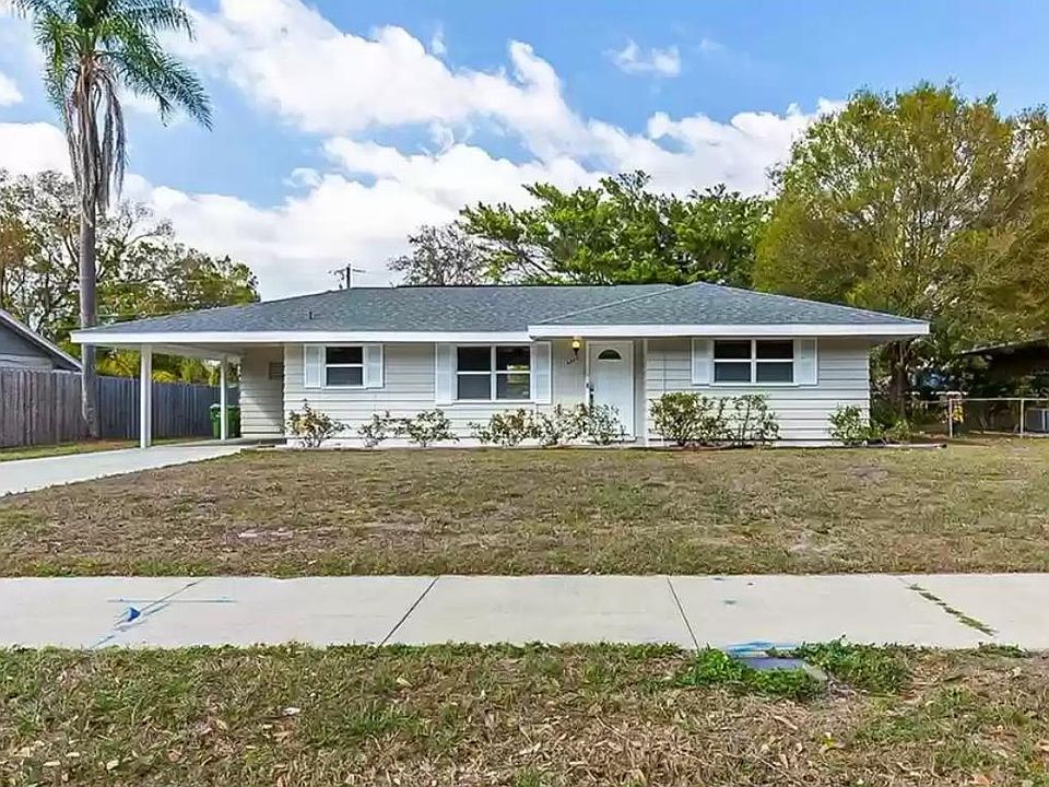1st image of 2533 Pelican Dr