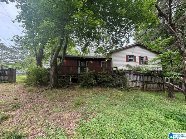 348 County Road 1347, Vinemont, AL 35179