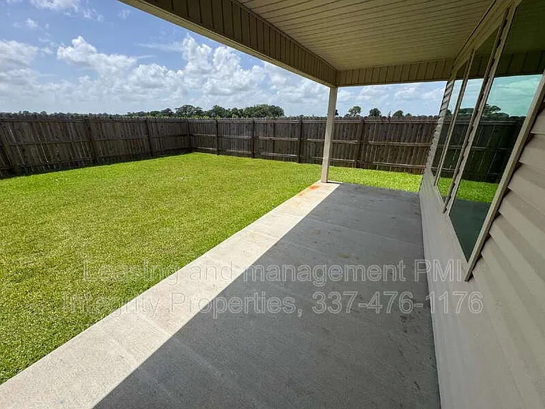 3202 Haven Lake Dr — Photo 21