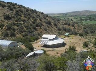 15990 Valyermo Rd, Valyermo, CA 93563