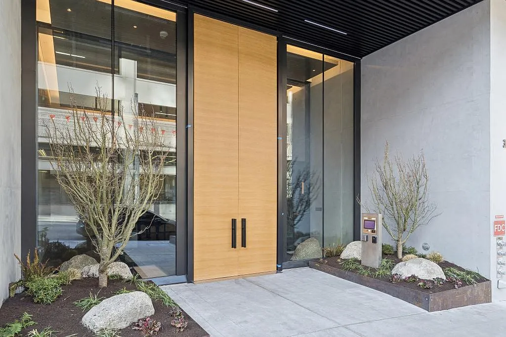 First Light Condominium - 2 bedrooms — Photo 2