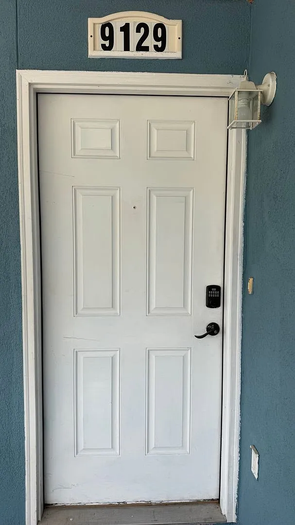 9129 Laird Street — Photo 2