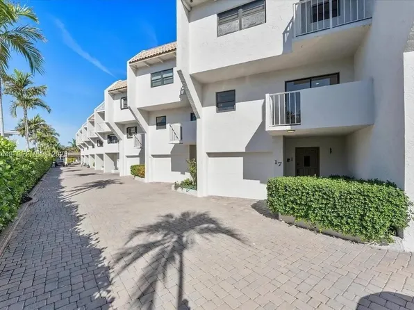 1222 Hillsboro Mile APT 15, Hillsboro Beach, FL 33062