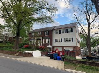 4501 Cheltenham Dr, Bethesda, MD 20814
