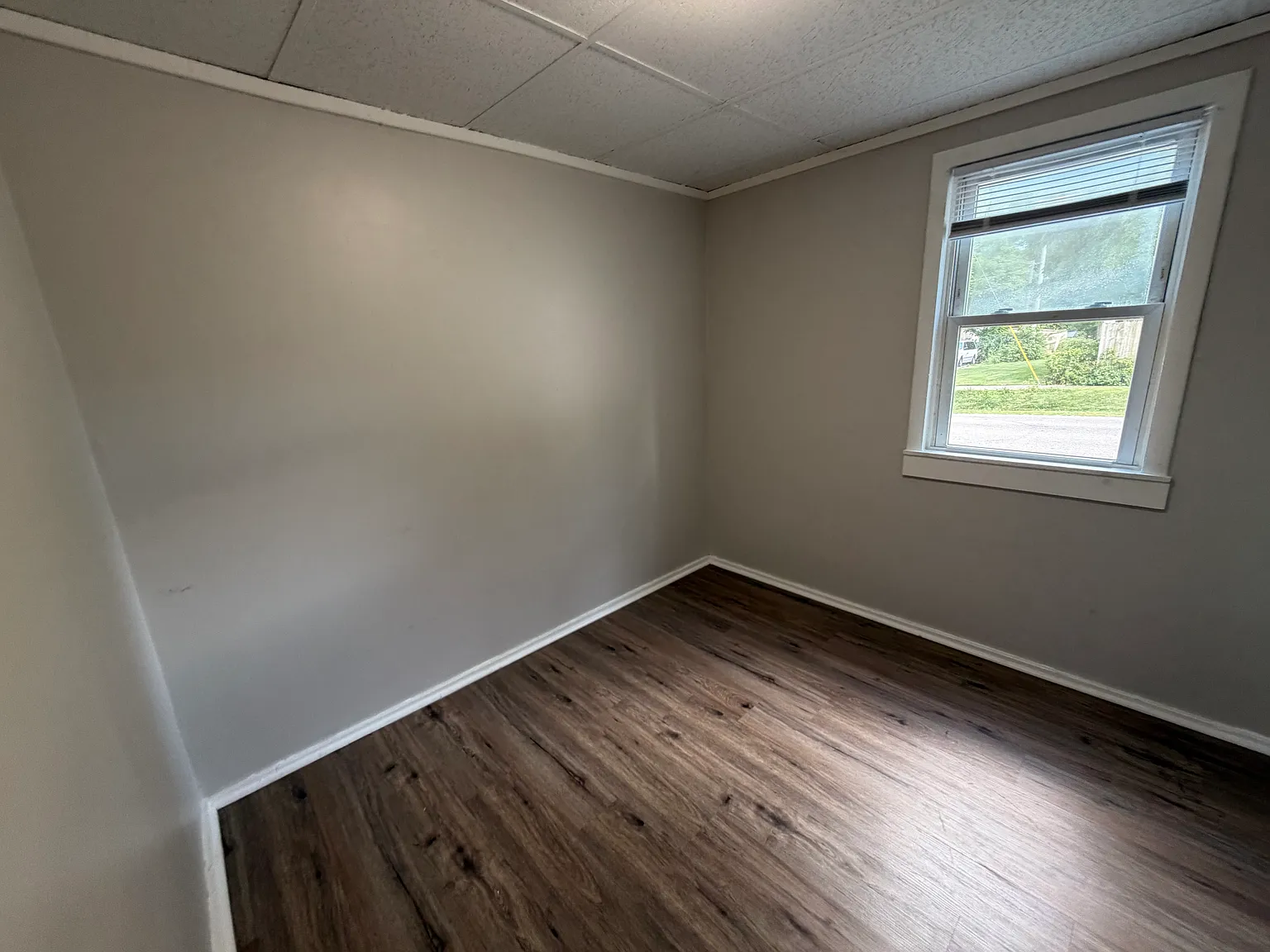 1 bed, 450 sqft, $950 — Photo 2