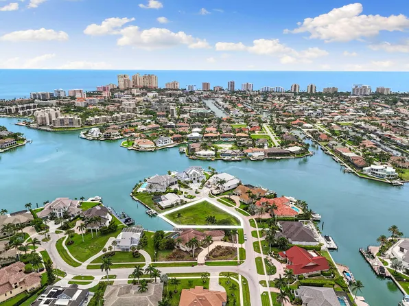 1331 Forrest Ct, Marco Island, FL 34145