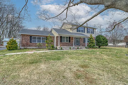 414 Boxwood Ln Photo 1