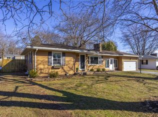 29 Wedgewood Dr, Rochester, NY 14624