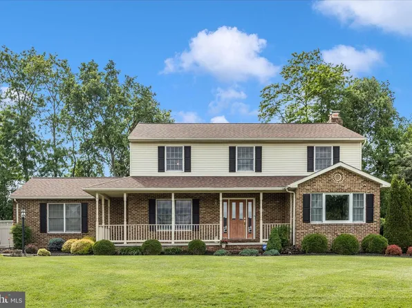 19138 Olde Waterford Rd, Hagerstown, MD 21742