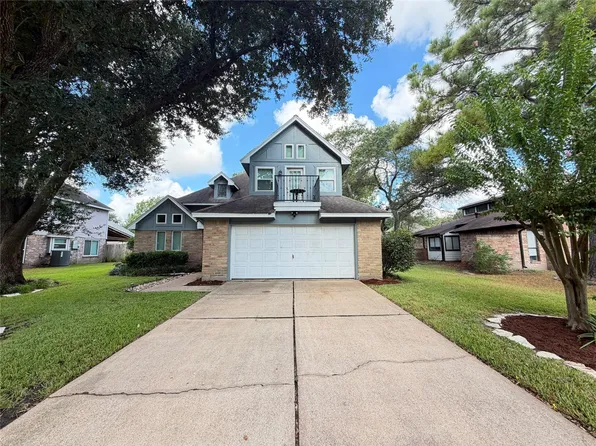 9811 Jockey Club Dr, Houston, TX 77065