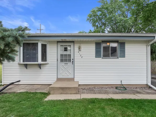 4128 South 90th STREET, Greenfield, WI 53228