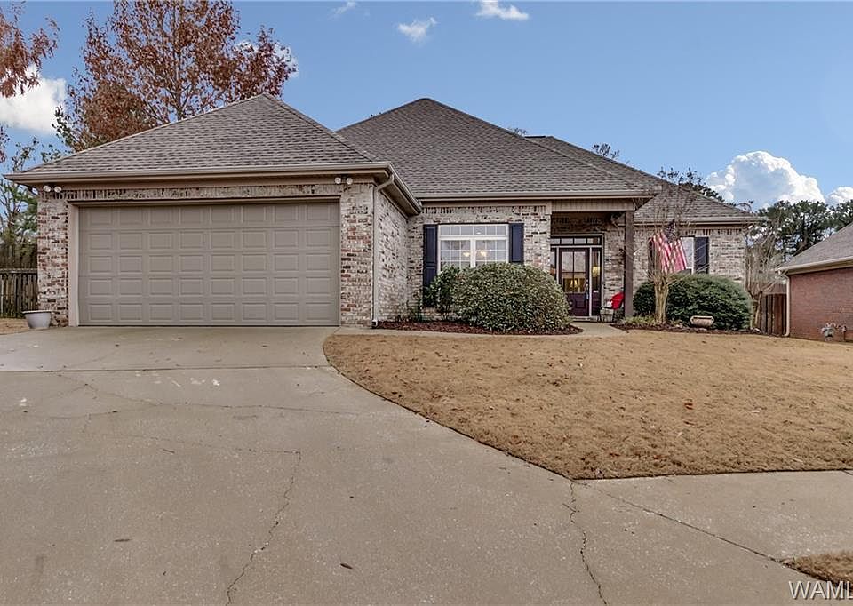 1st image of 901 Old White Ln