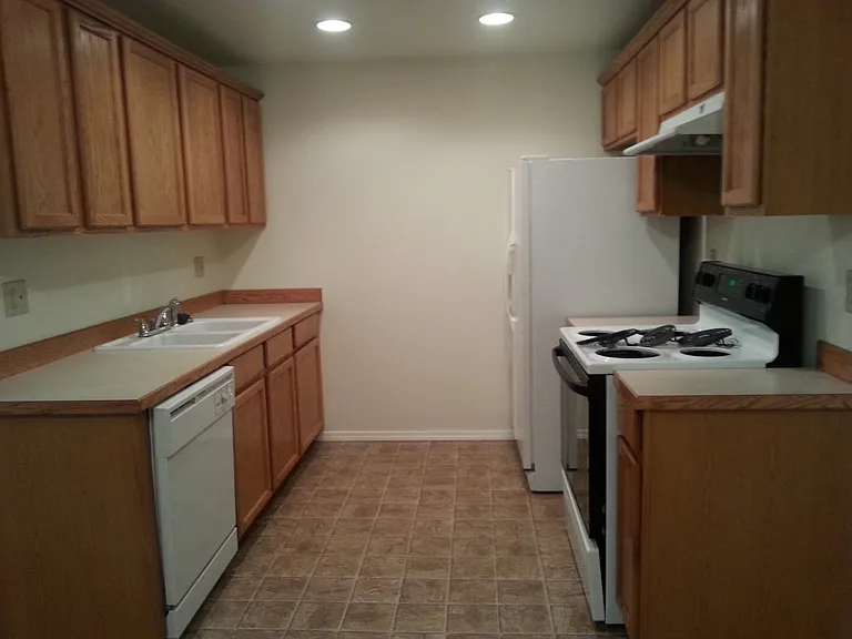 1352br — Photo 3