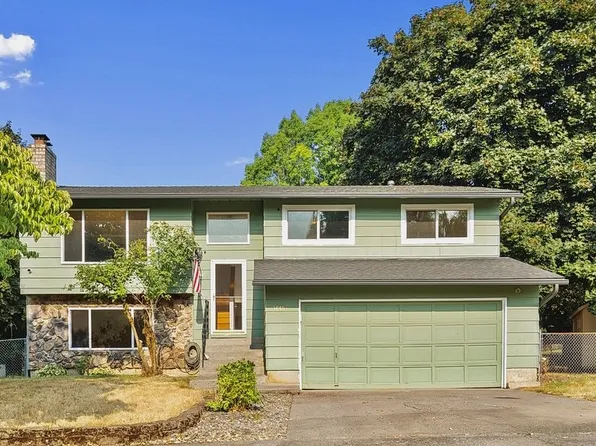 3840 SE Clark Ct, Troutdale, OR 97060