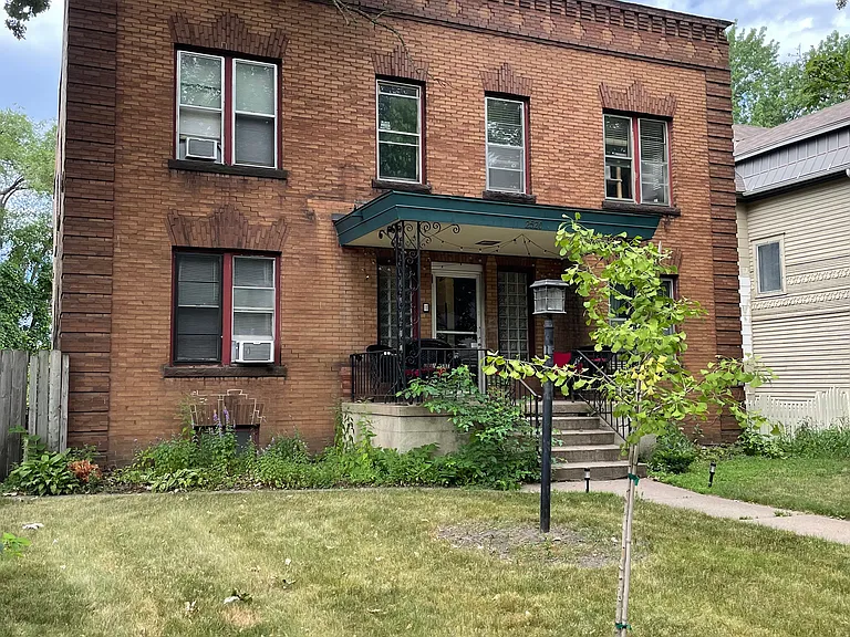 2520 Polk St NE #3 — Photo 8