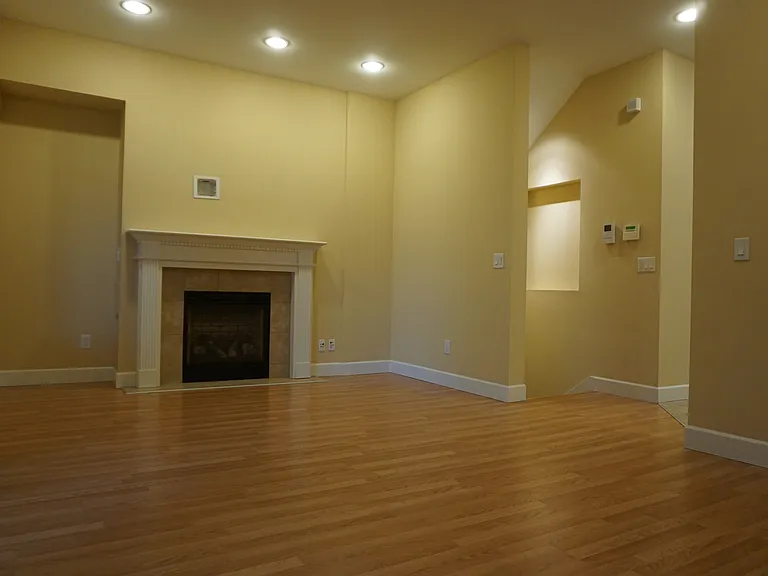 Milano Apartment and Town Homes — Photo 42