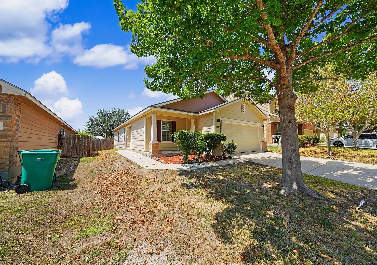 Wonderful home in Copperfield Neighborhood. Realtor Commission: $500 — Photo 4
