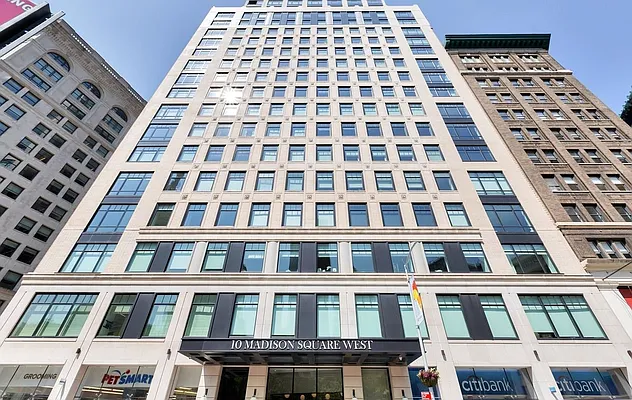 Rented by Douglas Elliman | media 14