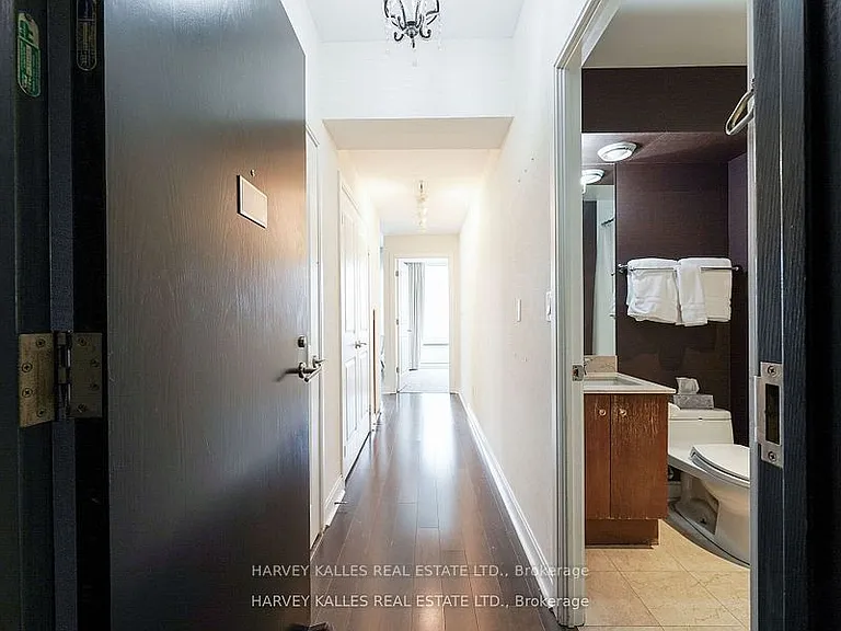 18 Yorkville Ave #1305 — Photo 6