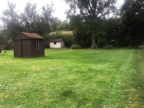 3rd image of 4376 W 229th St