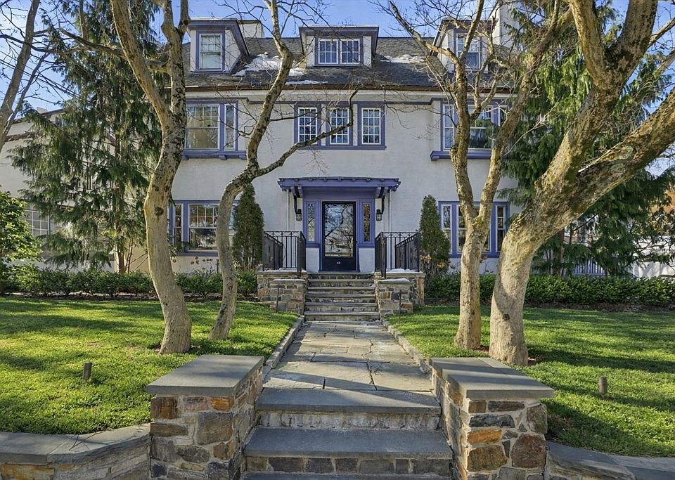 1st image of 43 Druce St