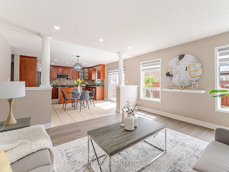 41 Beachpoint Blvd #UPPER — Photo 22
