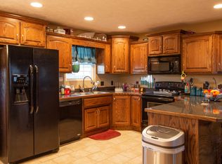 1304 E 477th Rd, Bolivar, MO 65613