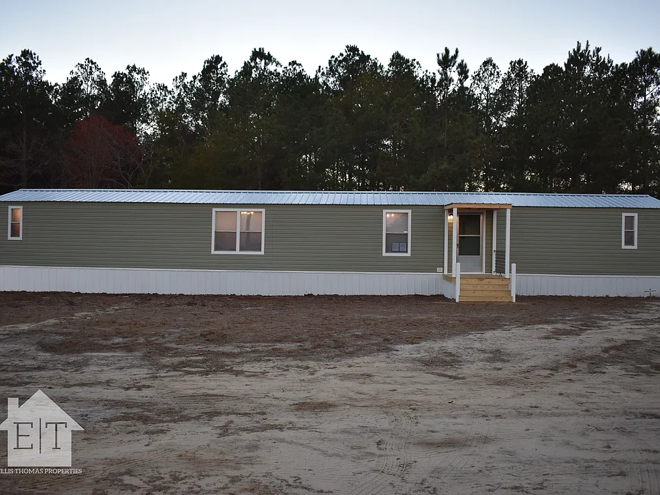 46 Rolandale Ln