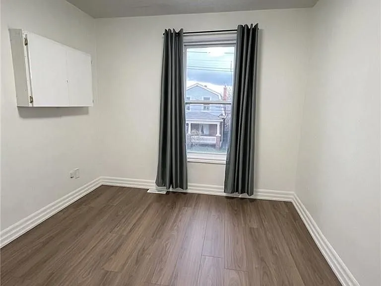 1164 Cannon St E #UPPER — Photo 5