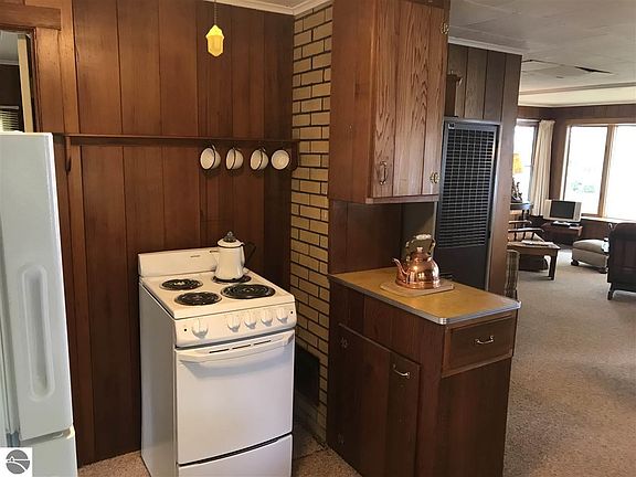 5th image of 7750 W Forest Dr