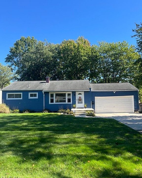 1st image of 3265 Glen Oaks Dr